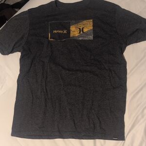 Hurley Men's Charcoal and Gold Graphic Tee